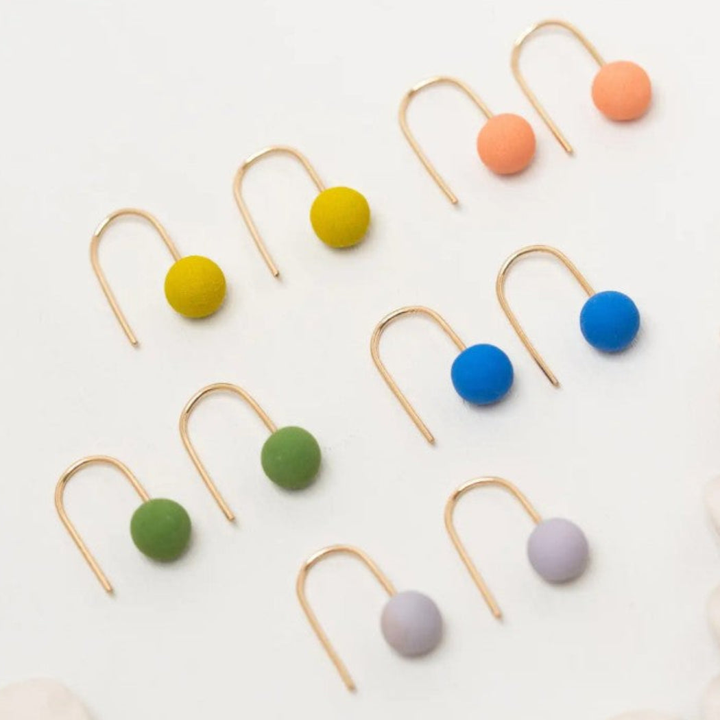 Dainty Dot Drops